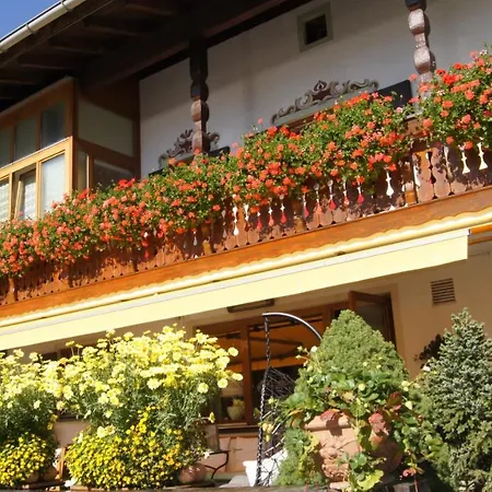 哈尔滕费尔斯住宿加早餐旅馆 3* 莱赫阿尔贝格